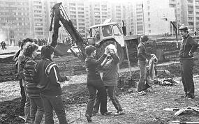 Комсомол, ты в памяти моей